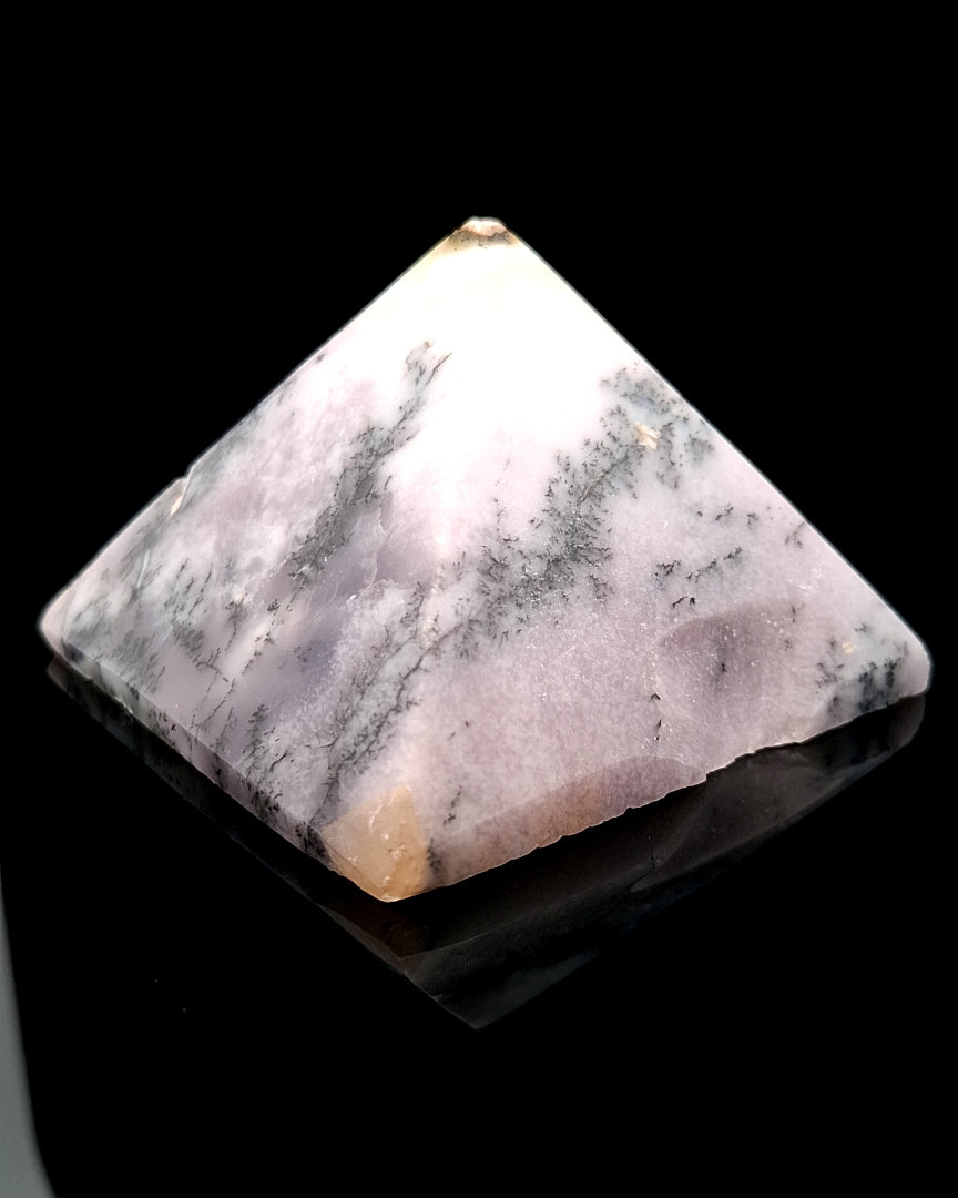 Agate, Dendritic Pyramid
