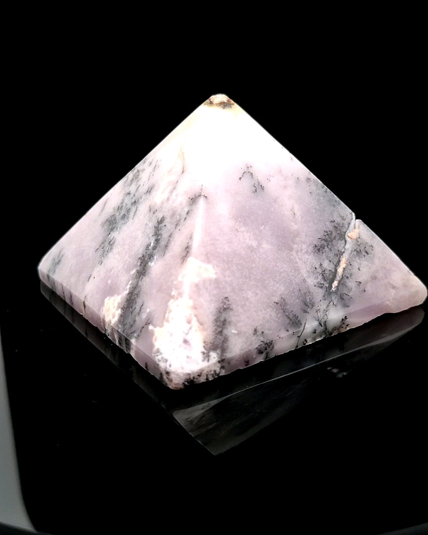Agate, Dendritic Pyramid