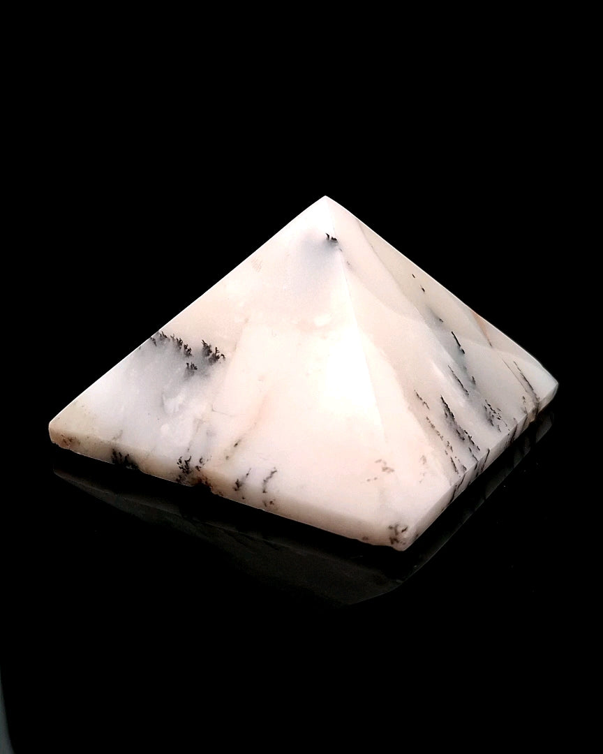 Agate, Dendritic Pyramid