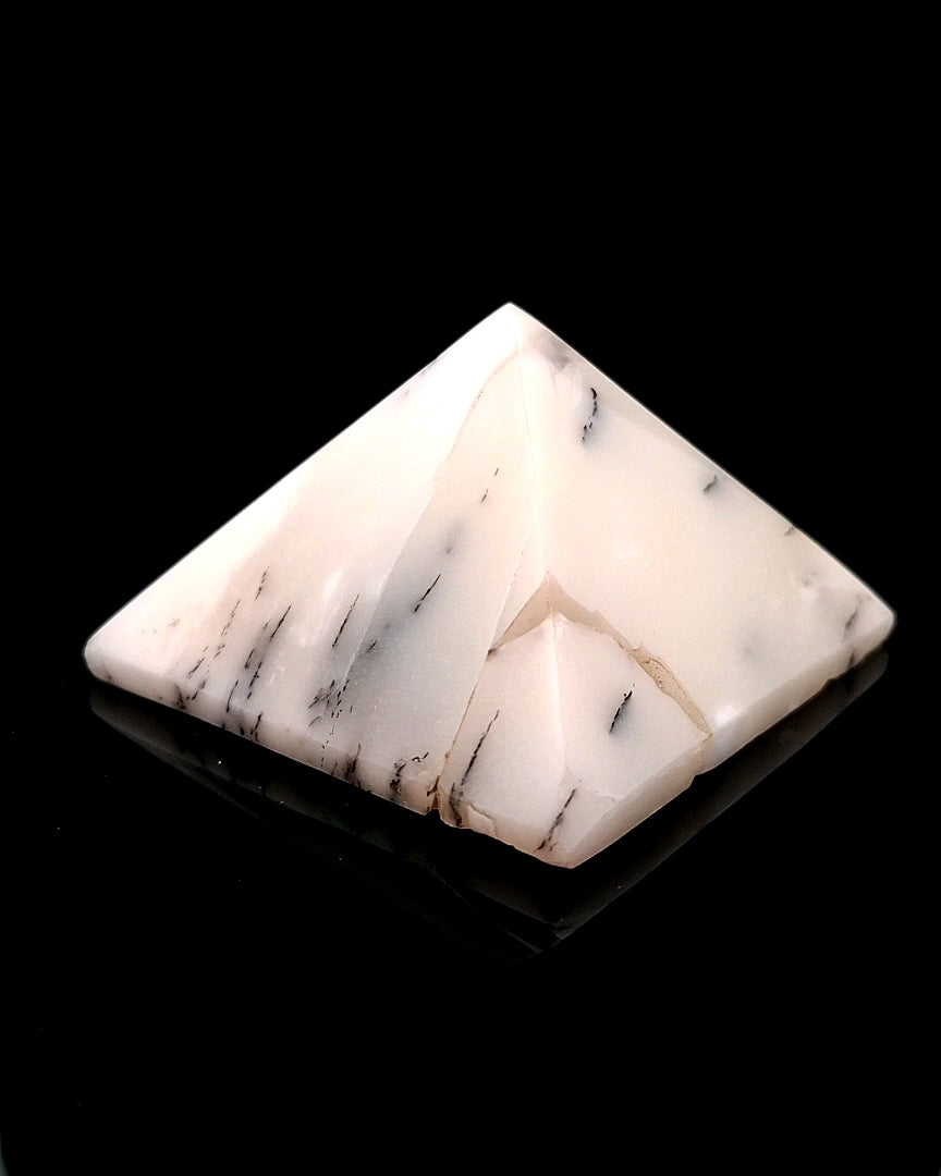 Agate, Dendritic Pyramid