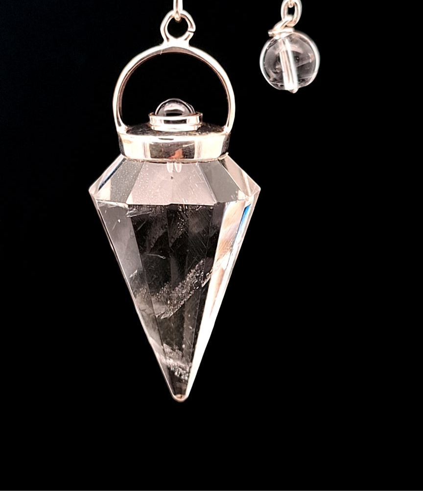 Silver - Quartz, Clear with Garnet Pendulum