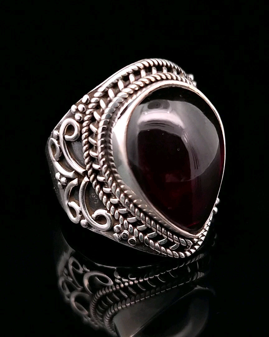 Garnet, Sterling Silver Ring