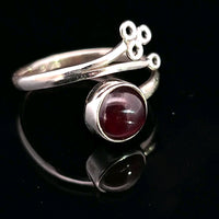 Garnet, Freesize Sterling Silver