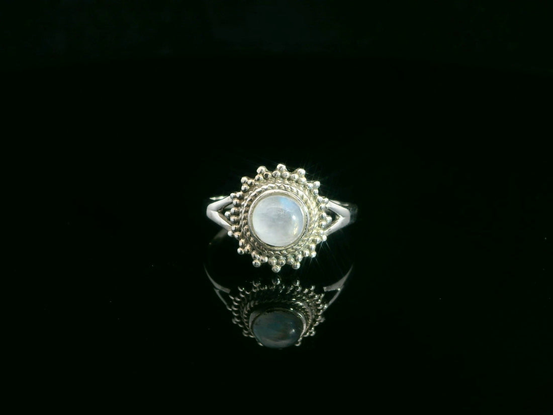 Moonstone, Rainbow, Sterling Silver Ring