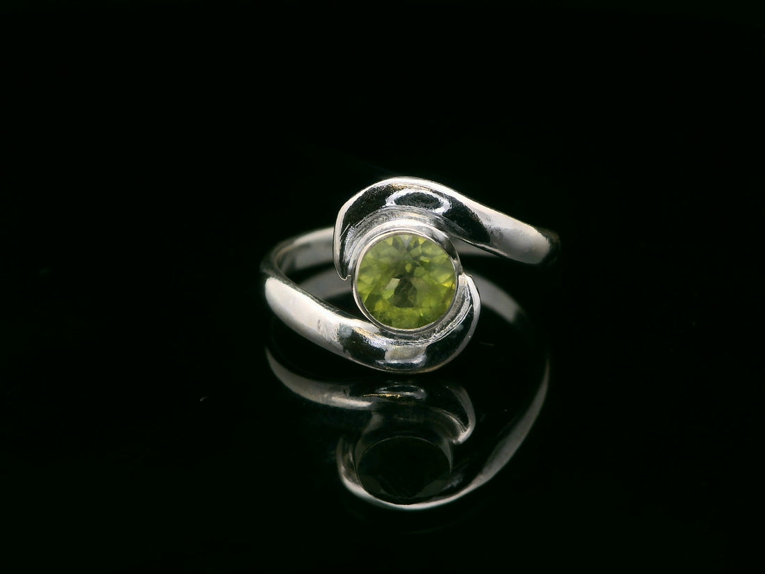 Peridot, Faceted Sterling Silver Ring