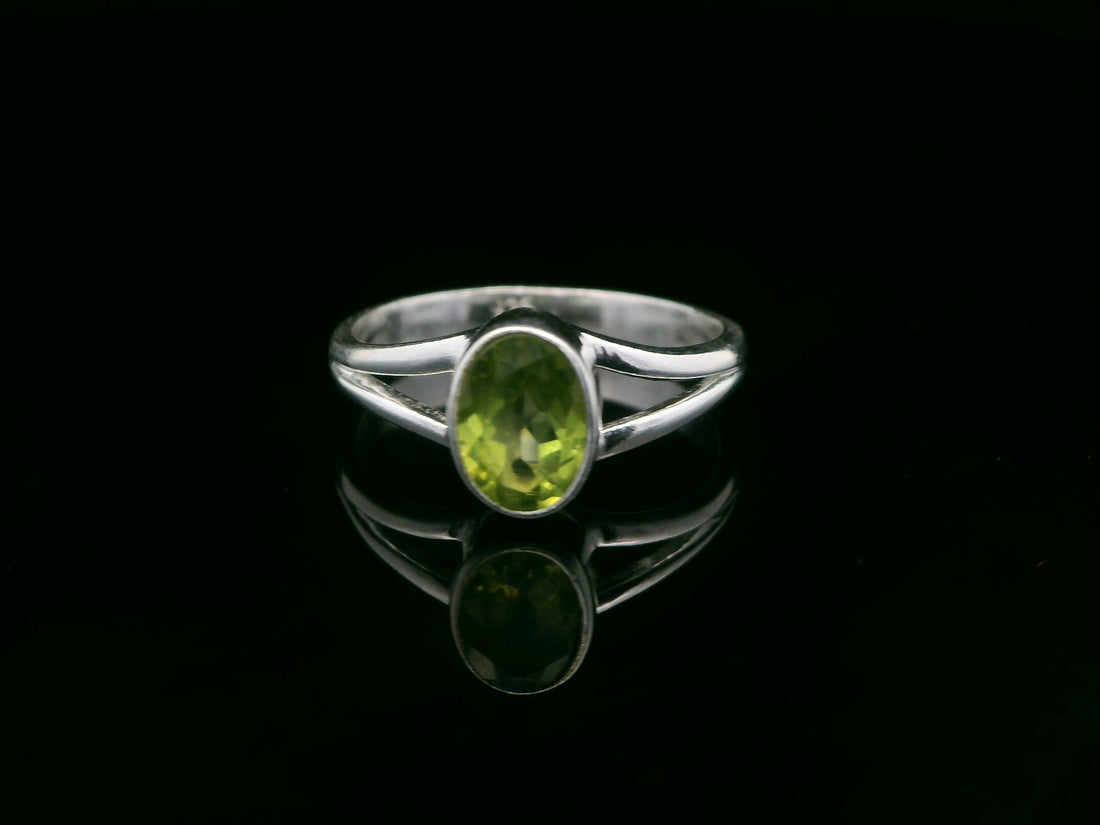 Peridot, Faceted Sterling Silver Ring