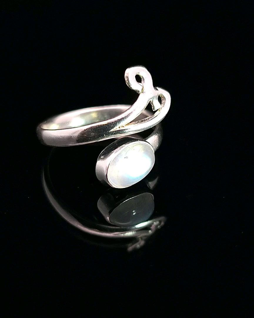 Moonstone, Rainbow, Freesize Sterling Silver Ring