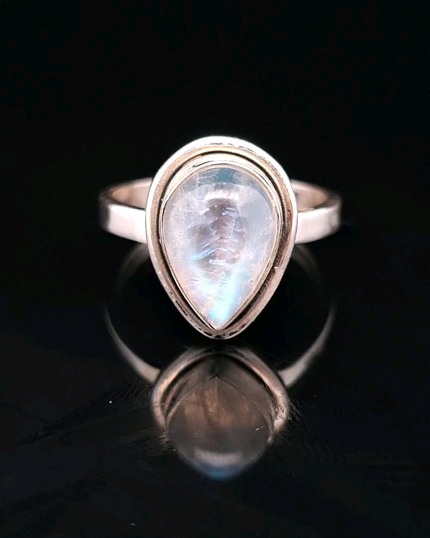 Moonstone, Rainbow, Sterling Silver Ring