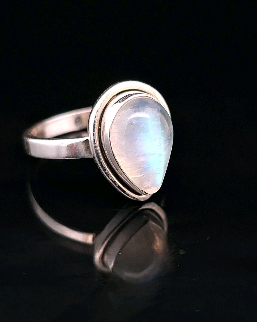 Moonstone, Rainbow, Sterling Silver Ring
