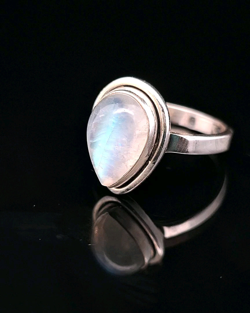 Moonstone, Rainbow, Sterling Silver Ring