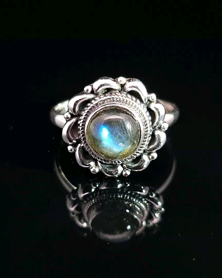 Labradorite, Sterling Silver Ring