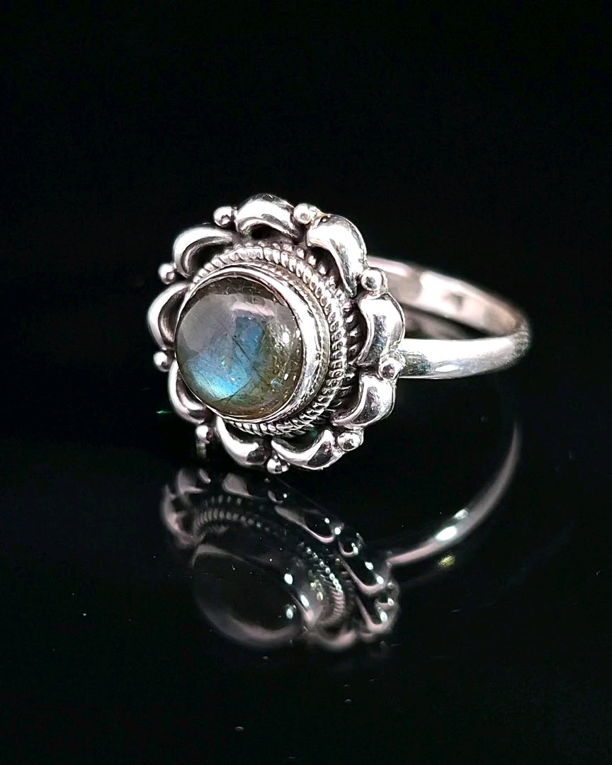 Labradorite, Sterling Silver Ring