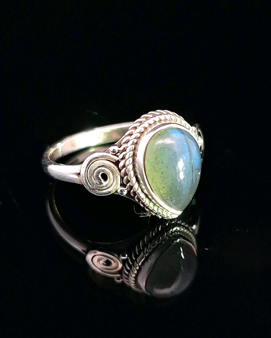 Labradorite, Sterling Silver Ring