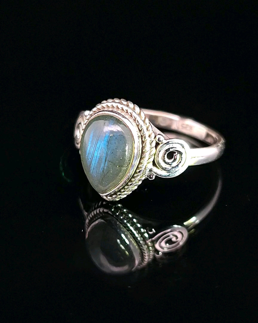 Labradorite, Sterling Silver Ring