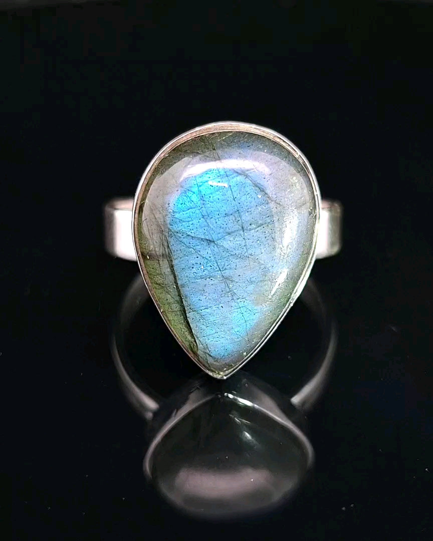 Labradorite, Sterling Silver Ring