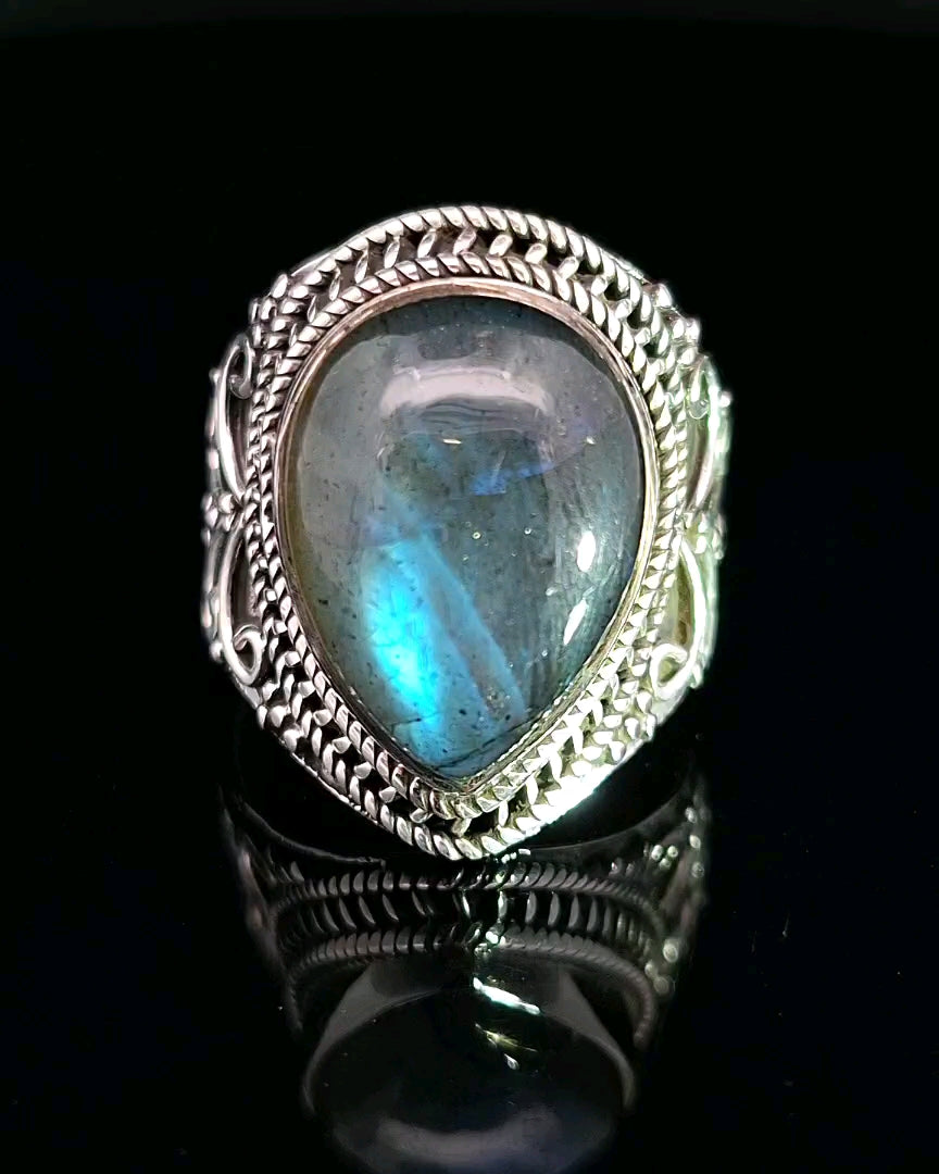 Labradorite, Sterling Silver Ring