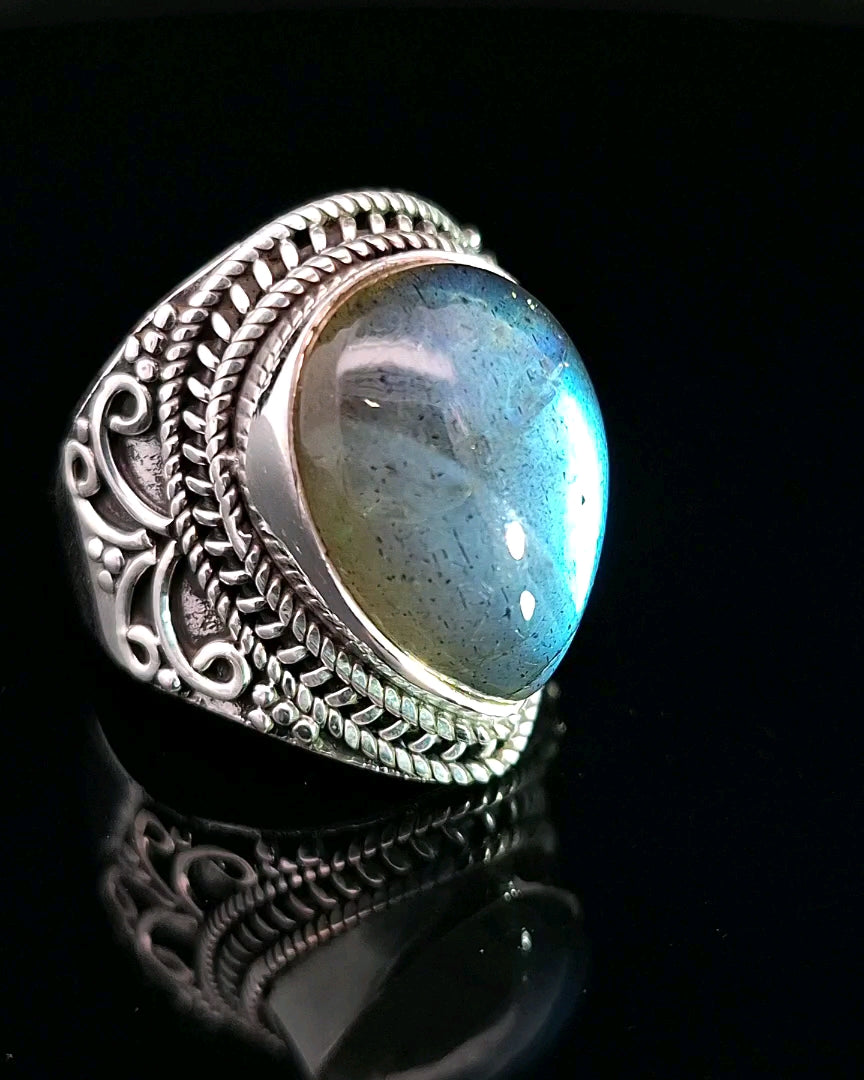 Labradorite, Sterling Silver Ring